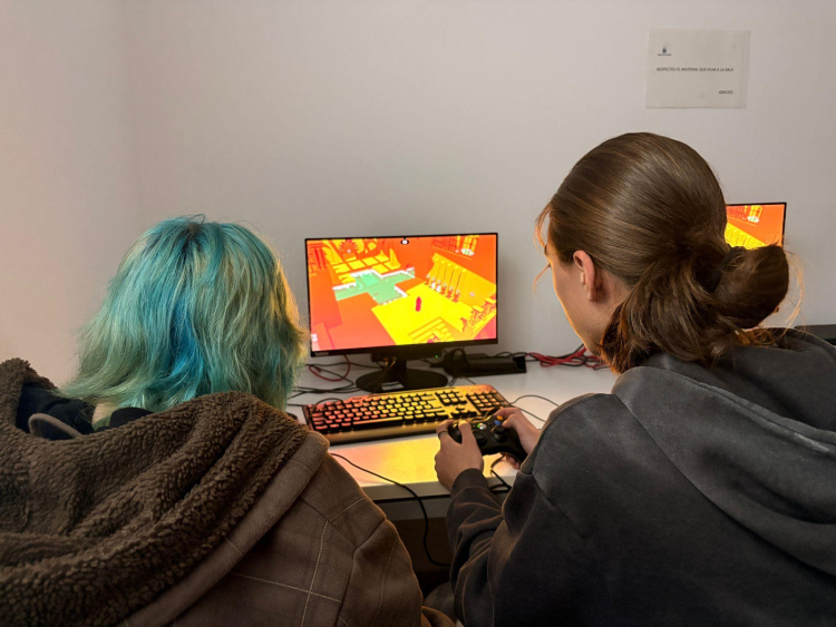 Imatge de 'Play Utopia'