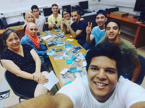 Fotografia de la primera formació del projecte 'Digital Welcome' desenvolupat a Colectic