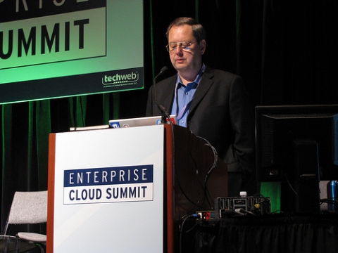 Paul Mockapetris. Foto amb llicència CC BY-NC 2.0: http://www.flickr.com/photos/commensa/3553560356/