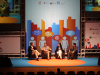 Imatge de la cloenda d'Spark, el Congrés Mundial de Telecentres