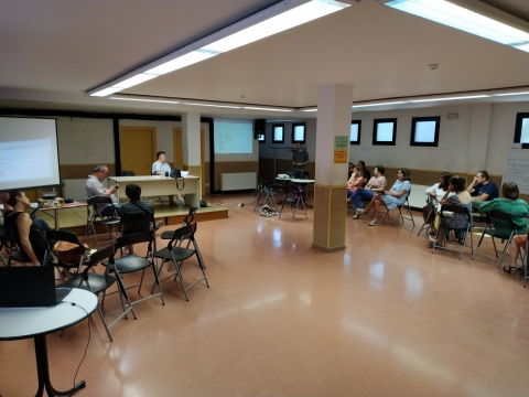 Imatge de la passada sessió del procés d'Òmnia al Casal Cívic Lleida - Blocs Joan Carles 