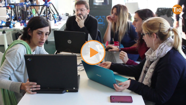 Embedded thumbnail for The 3rd Meeting of Creative Robotics in video!